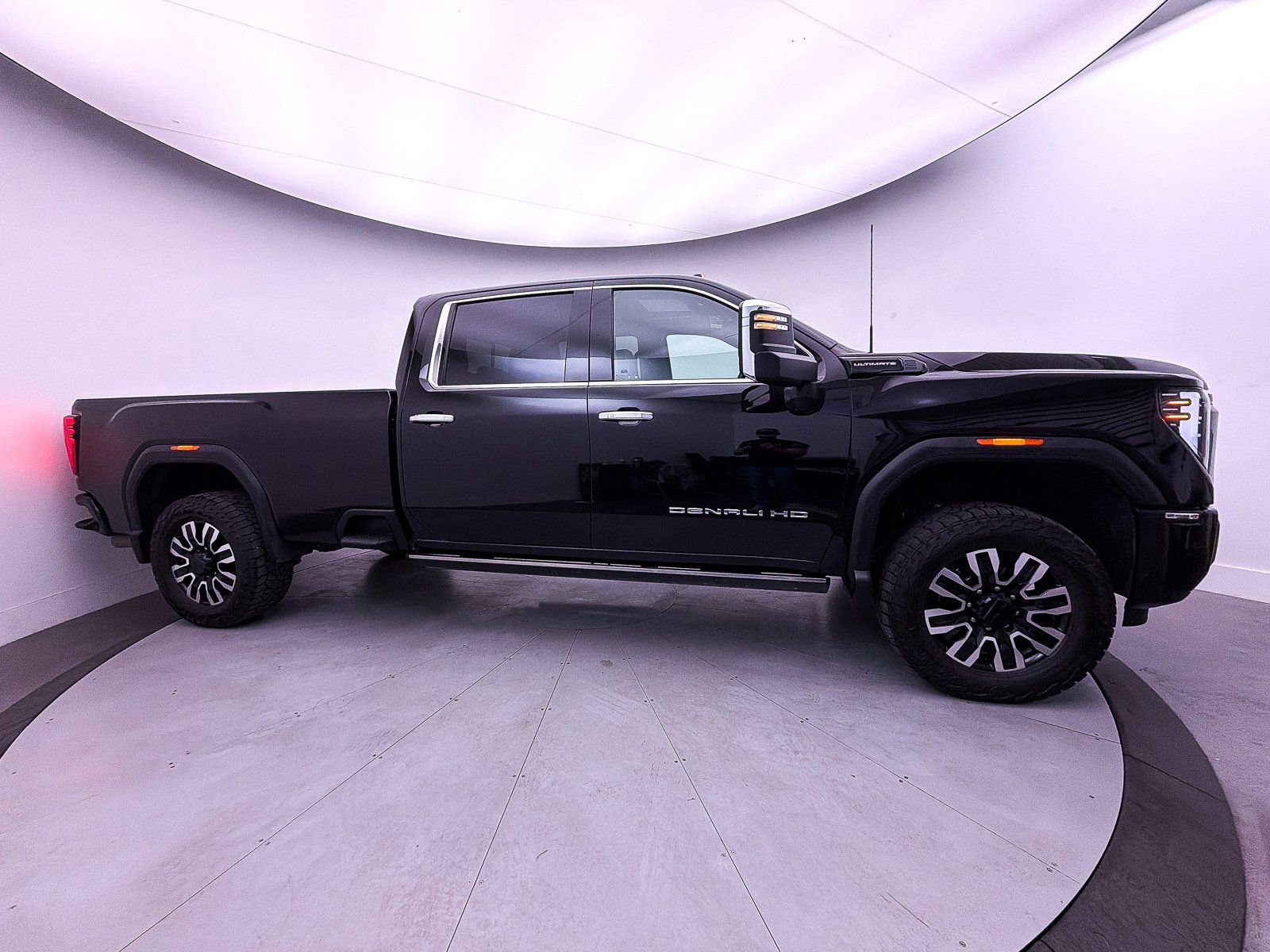 Used 2024 GMC Sierra 2500 Denali Ultimate image 43