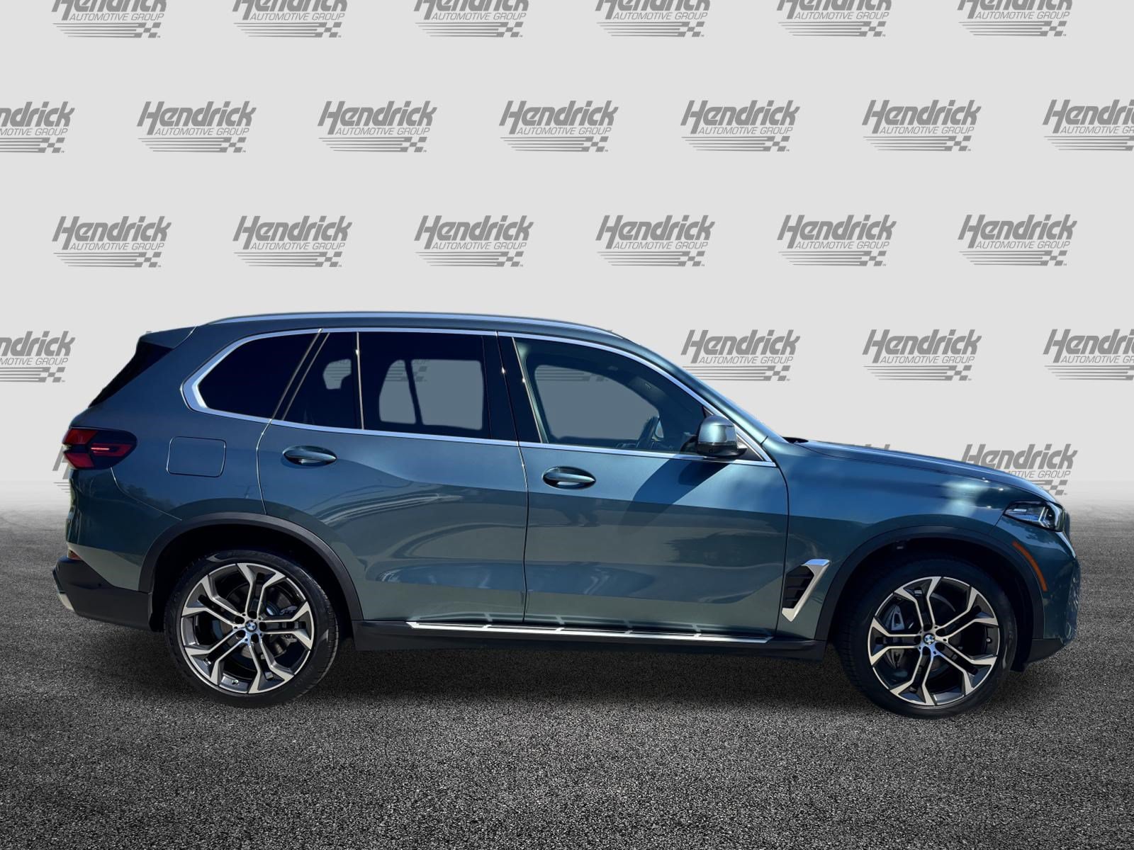 Certified 2025 BMW X5 sDrive40i w/ Premium Package RWD image 11