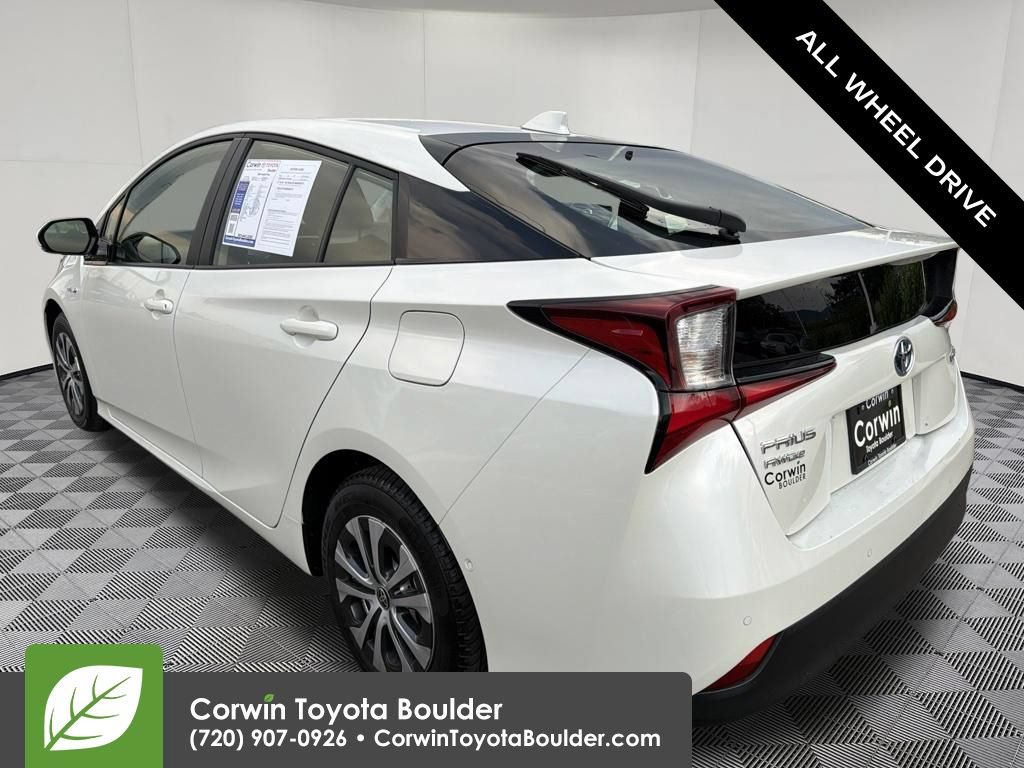 Used 2020 Toyota Prius LE w/ Carpet Mat Package AWD/4WD image 4