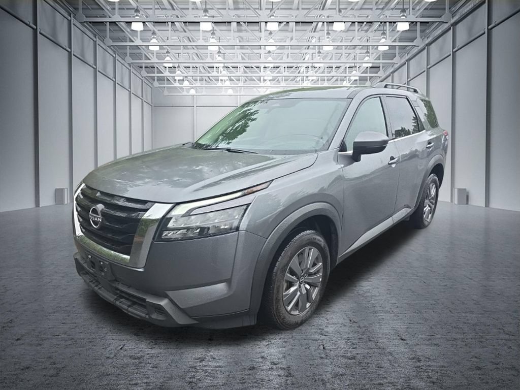 Certified 2025 Nissan Pathfinder SV AWD/4WD image 3