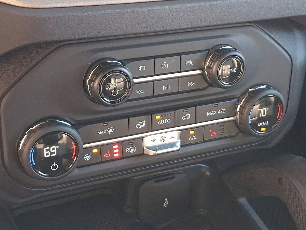Certified 2025 Ford Bronco Outer Banks w/ Sasquatch Package AWD/4WD image 16