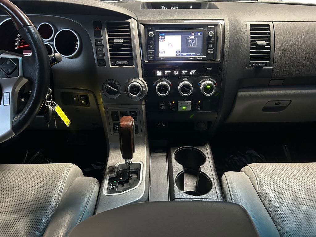 Used 2016 Toyota Sequoia Platinum image 12