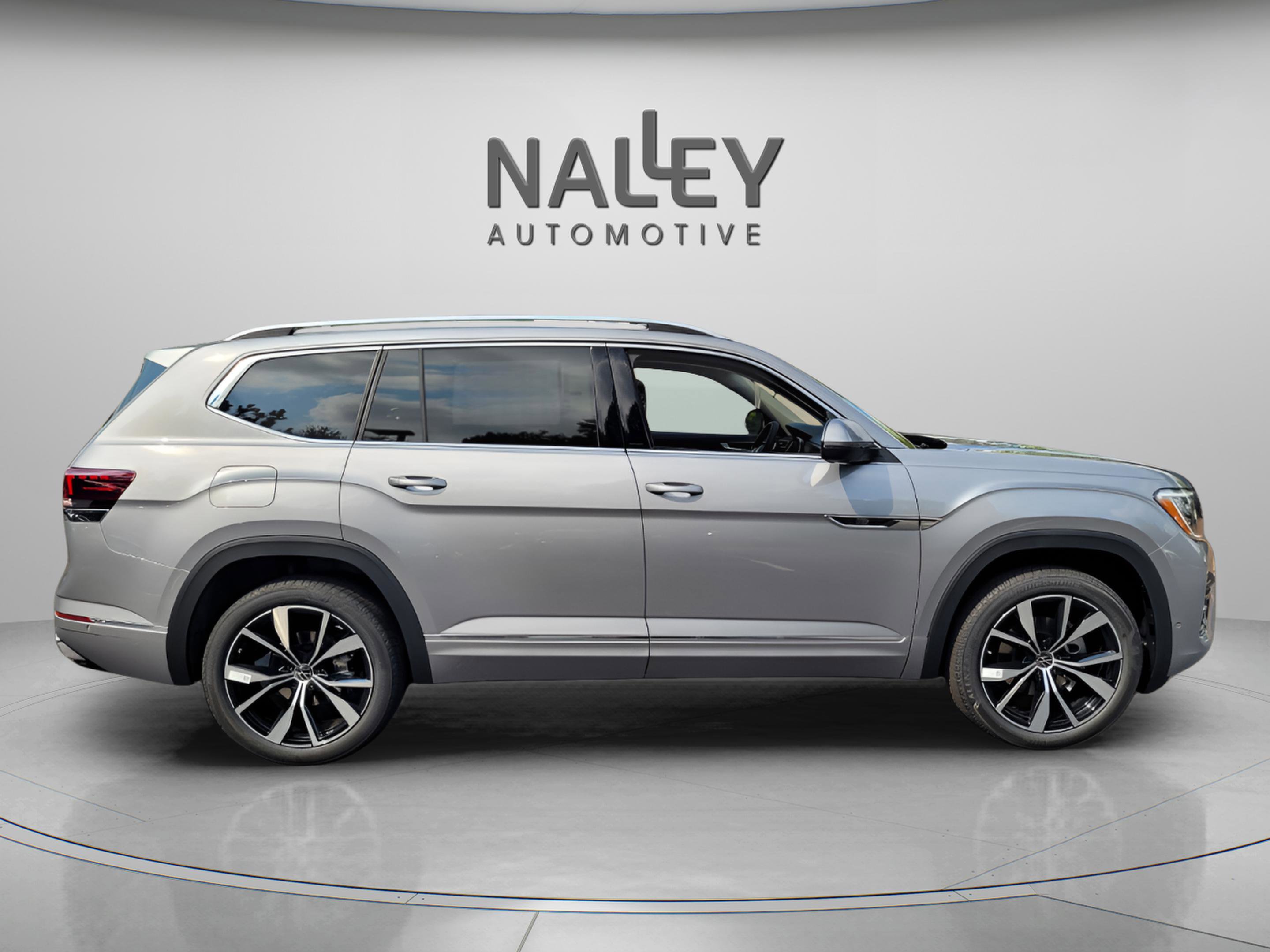 New 2026 Volkswagen Atlas SEL Premium R-Line image 6