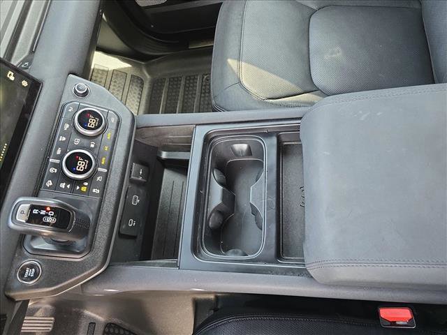 Used 2023 Land Rover Defender 130 X-Dynamic SE AWD/4WD image 24