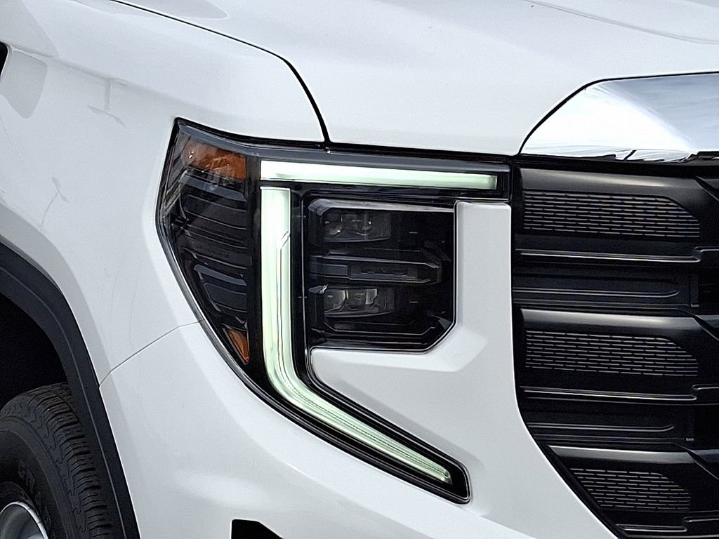 Used 2023 GMC Sierra 1500 Pro image 9