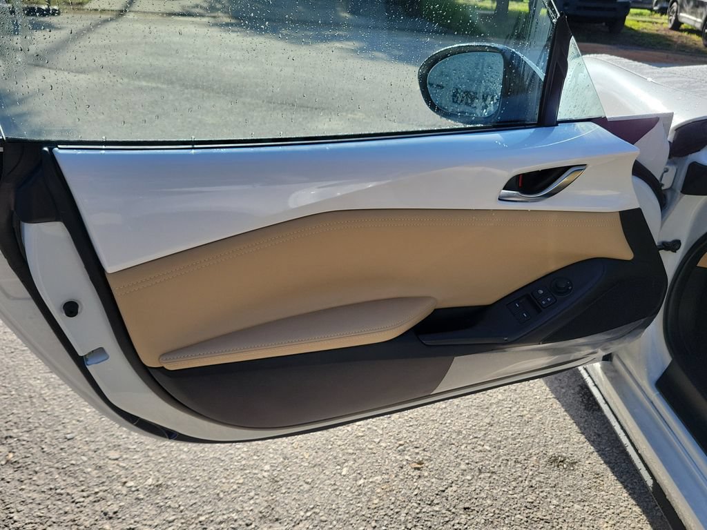 New 2026 MAZDA MX-5 Miata Grand Touring RWD image 17