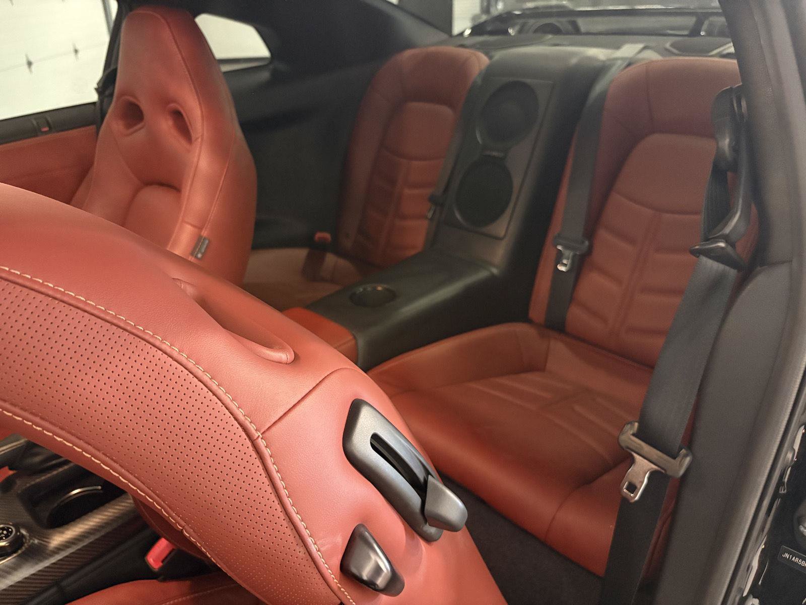 Used 2024 Nissan GT-R Premium w/ Premium Interior Package AWD/4WD image 30