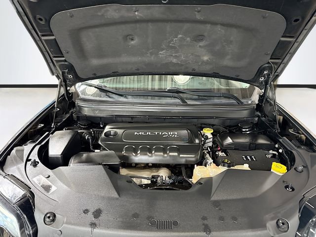 Used 2019 Jeep Cherokee Latitude Plus AWD/4WD image 28