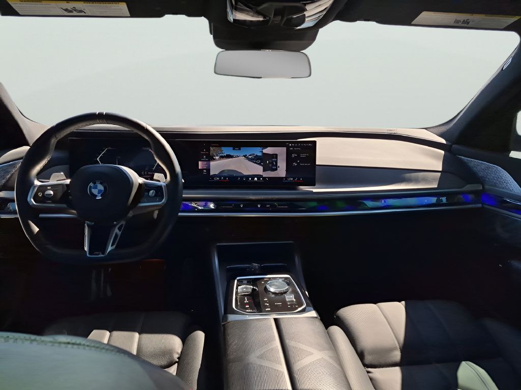 Used 2023 BMW 740i w/ Executive Package RWD image 28