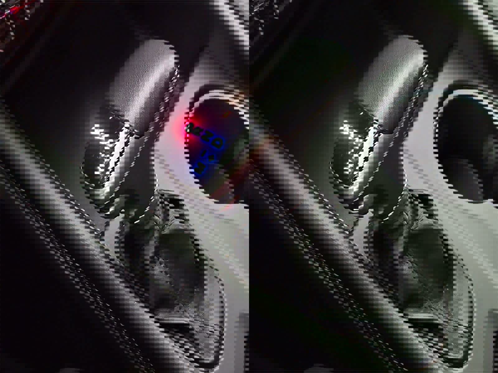 Used 2021 Dodge Durango SXT image 32