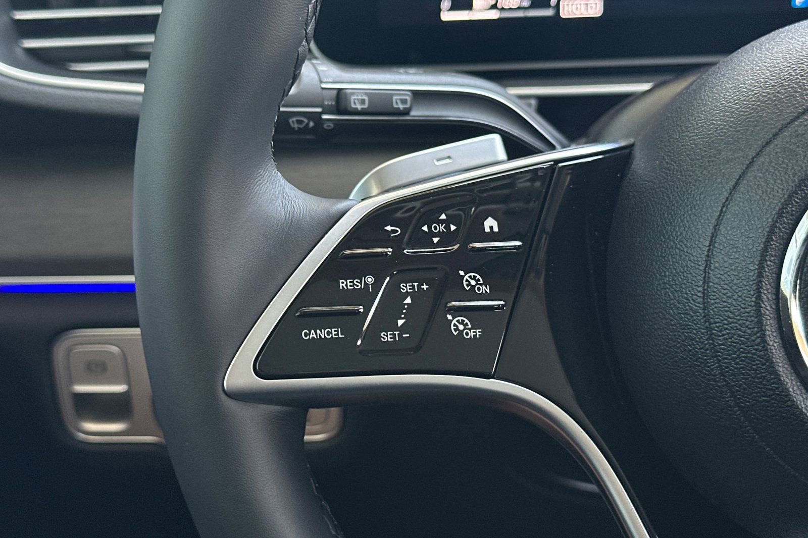 New 2025 Mercedes-Benz GLE 580 4MATIC image 26