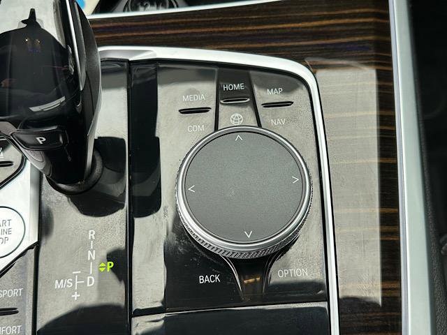 Used 2021 BMW X5 xDrive40i w/ Premium Package image 27