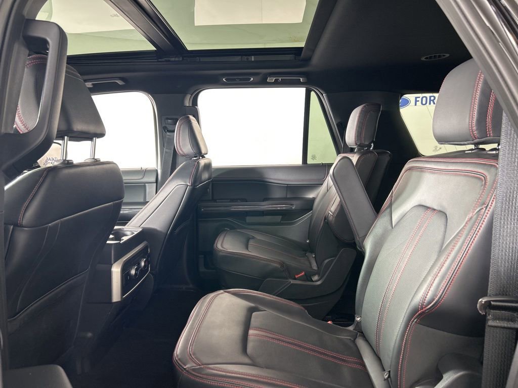 Used 2023 Ford Expedition Max Limited AWD/4WD image 32