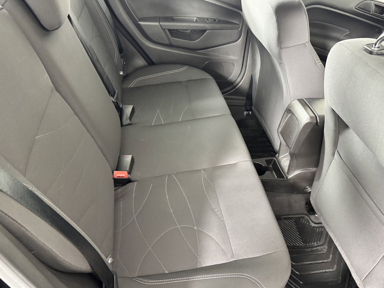 Used 2019 Ford Fiesta SE image 10