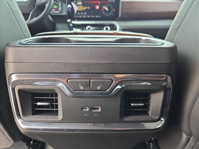Used 2026 GMC Sierra 1500 Denali Ultimate AWD/4WD image 16