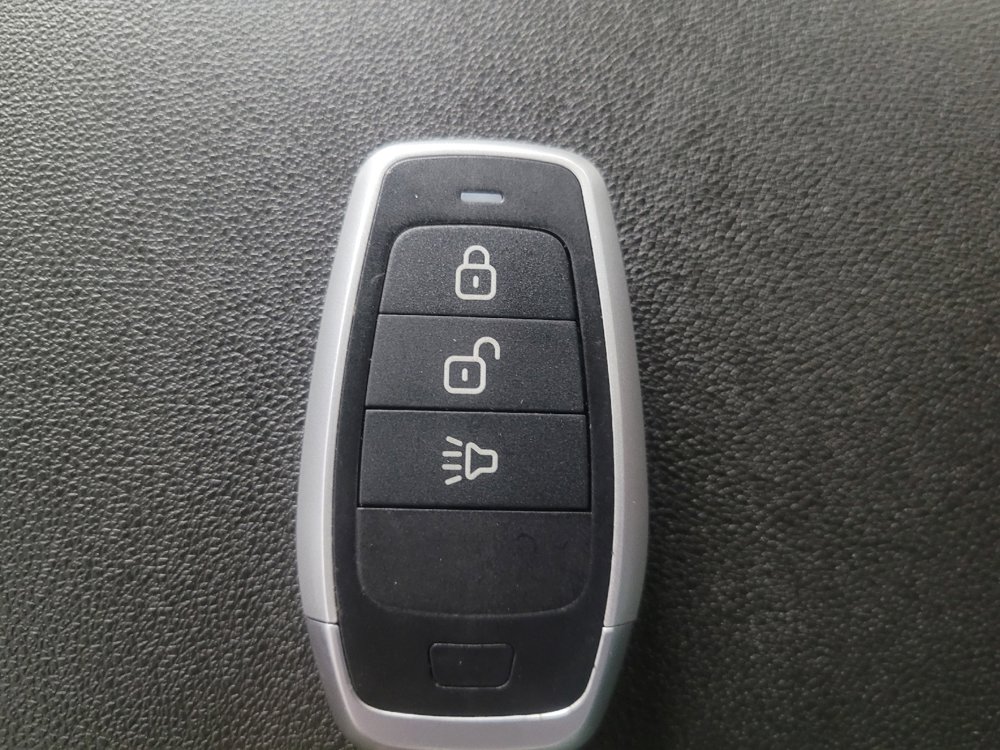 Used 2019 Chevrolet Equinox LS w/ LS Convenience Package FWD image 32