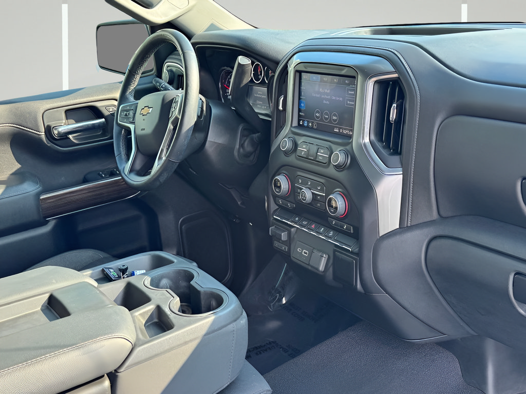 Used 2019 Chevrolet Silverado 1500 LT w/ All-Star Edition AWD/4WD image 11