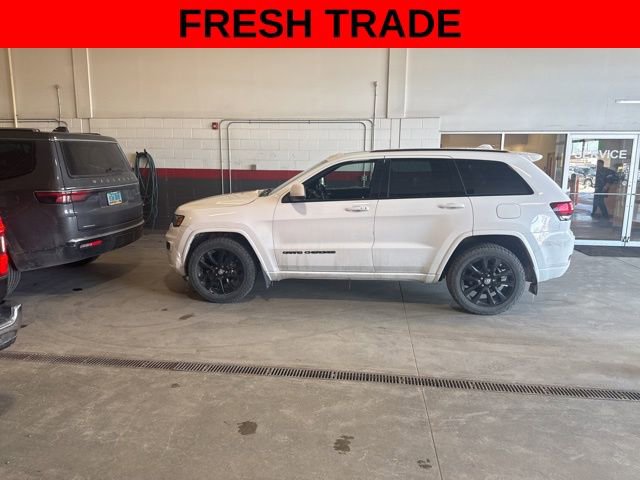 Used 2019 Jeep Grand Cherokee Altitude image 7