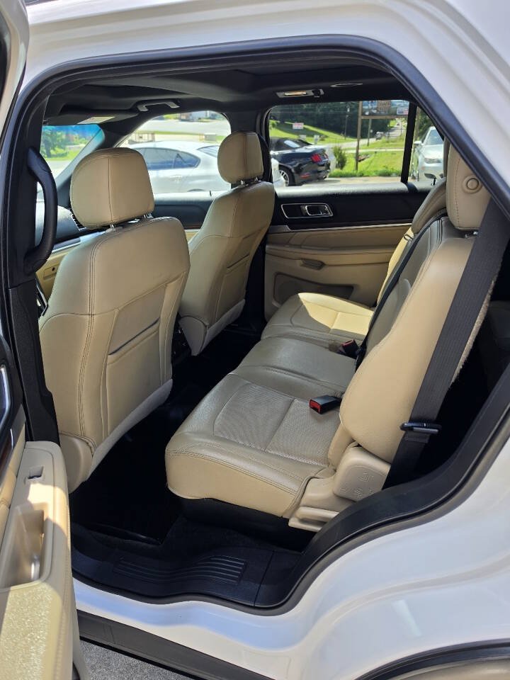 Used 2016 Ford Explorer Limited AWD/4WD image 11
