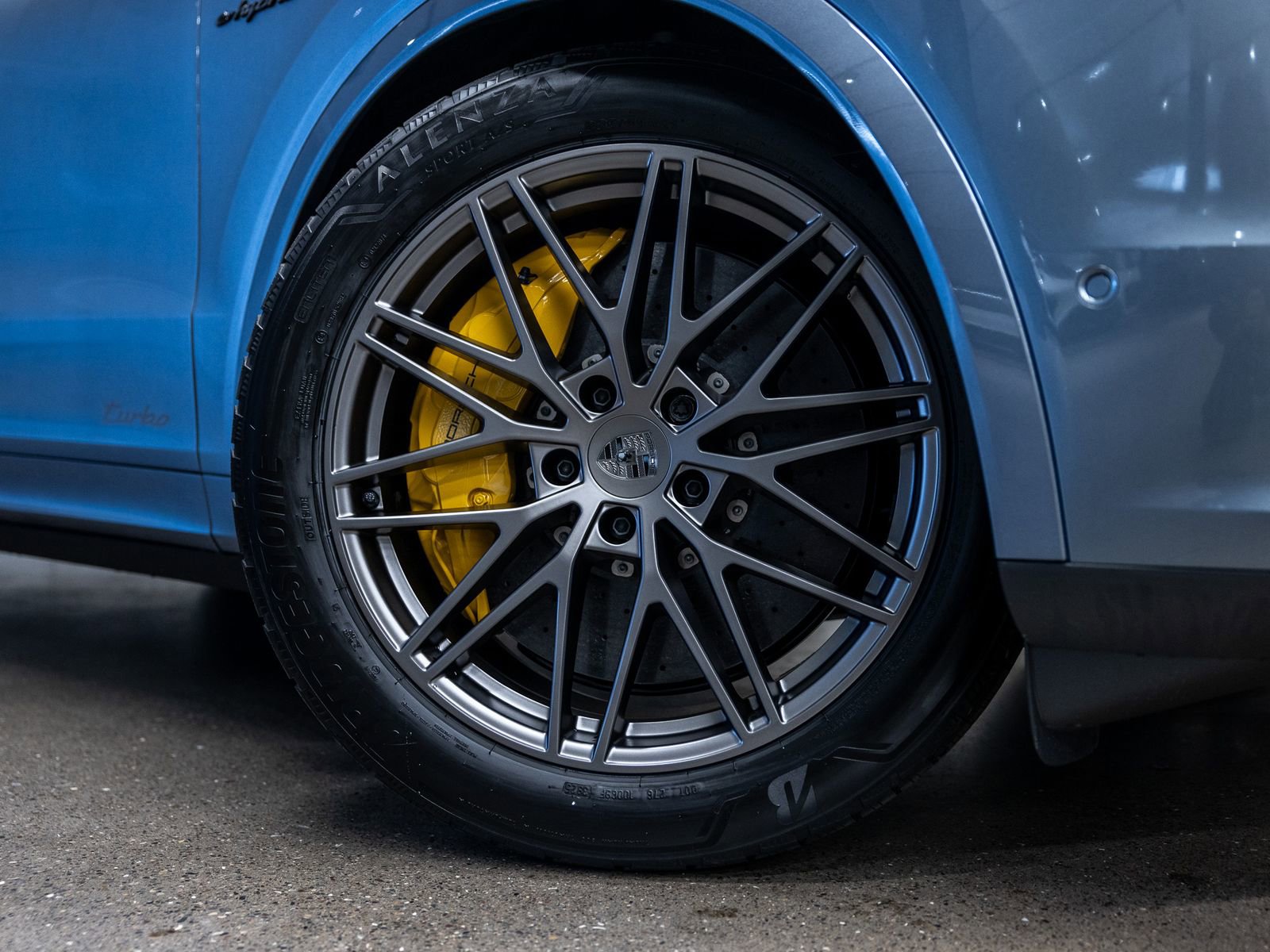 New 2026 Porsche Cayenne Turbo image 18