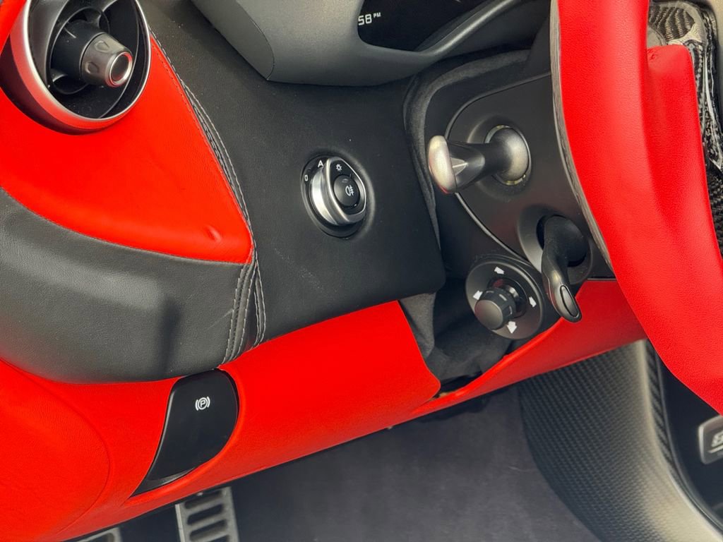 Used 2019 McLaren 600LT image 39