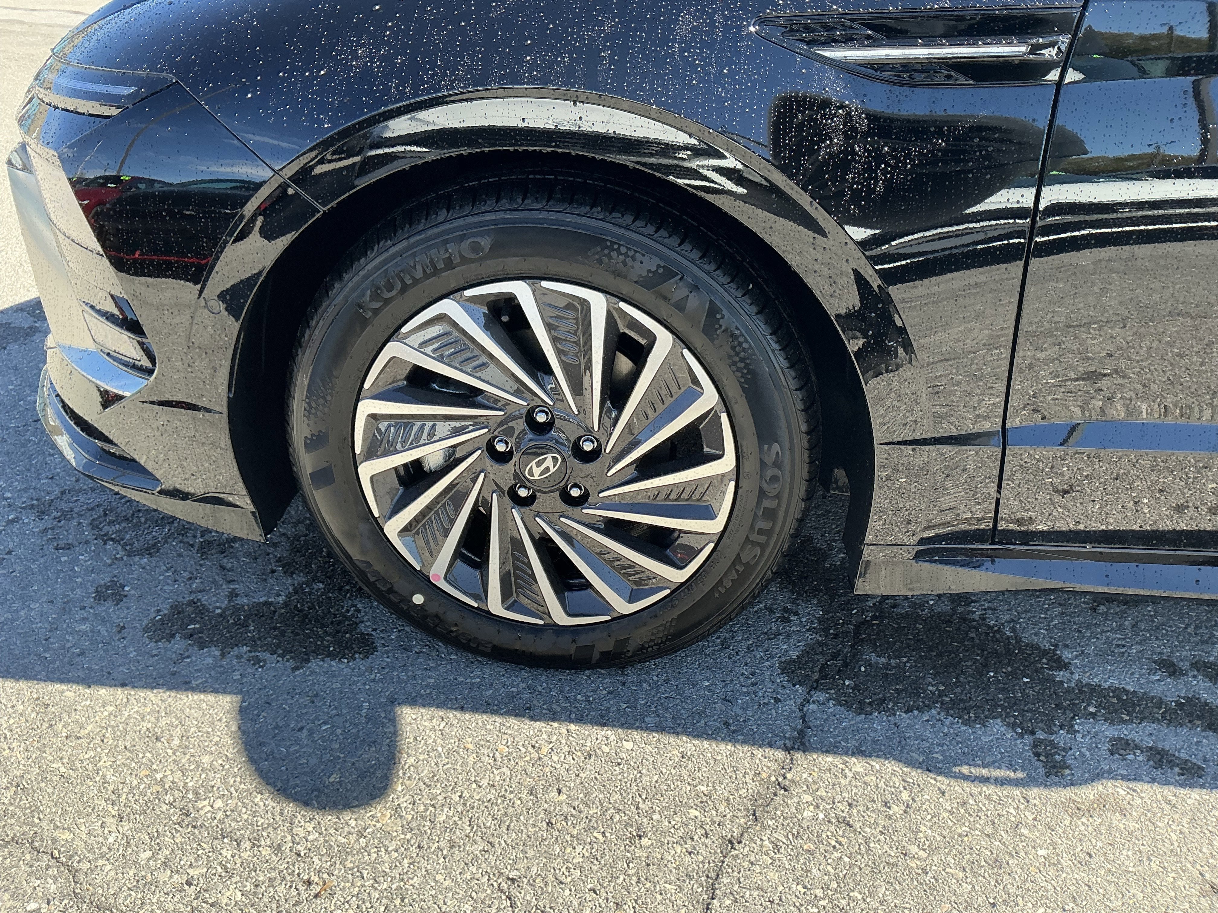 New 2026 Hyundai Sonata Limited image 11