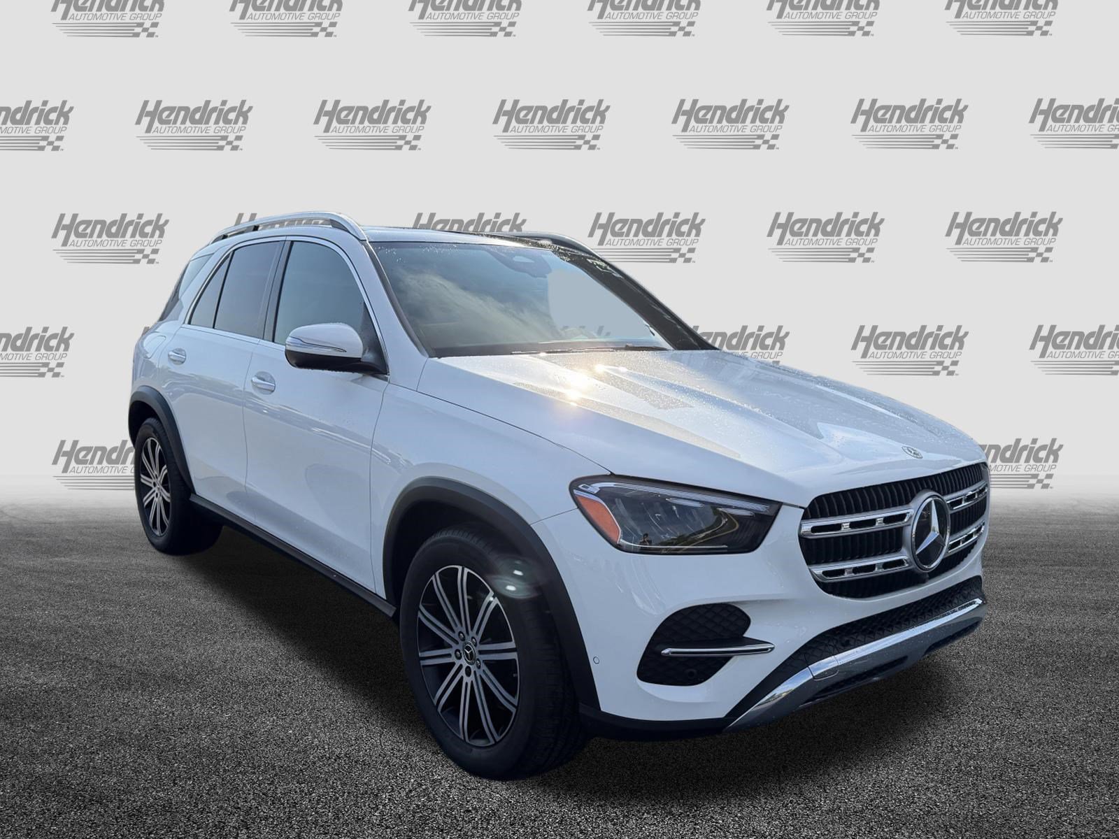 Used 2024 Mercedes-Benz GLE 350 4MATIC image 2