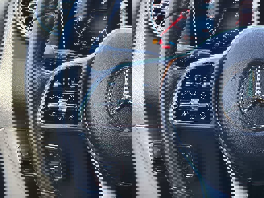 Used 2021 Mercedes-Benz GLA 250 image 13