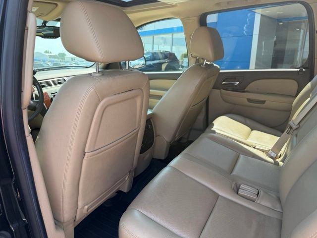 Used 2010 Chevrolet Suburban LTZ AWD/4WD image 24