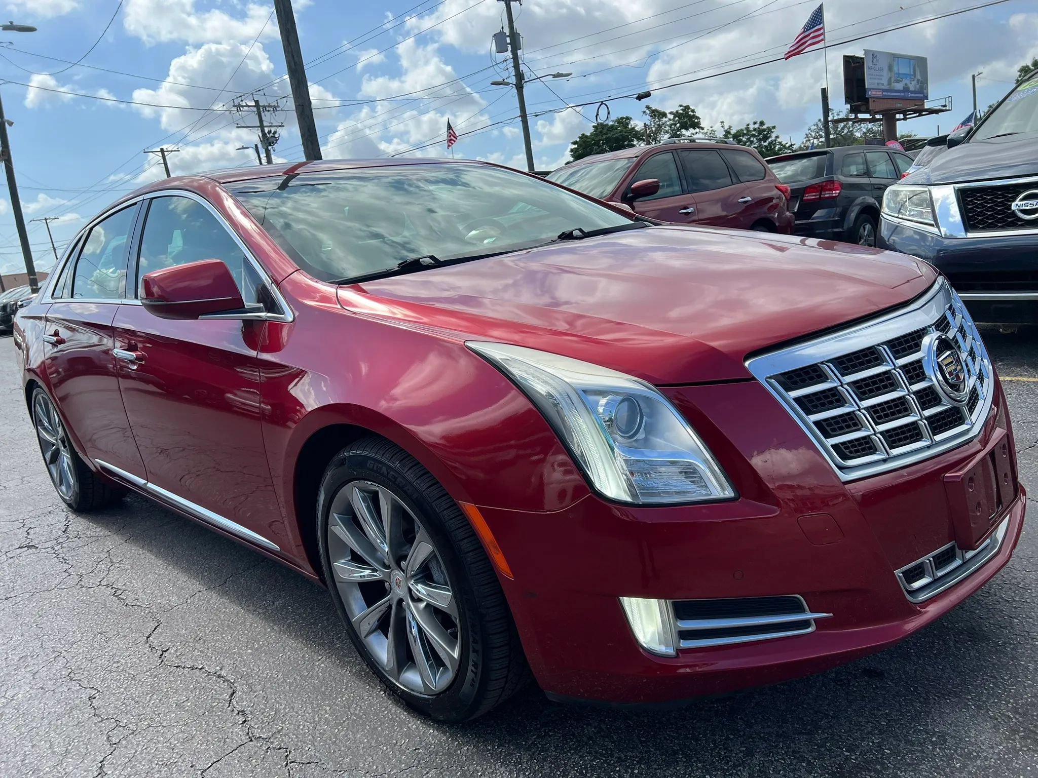 Used 2013 Cadillac XTS Luxury FWD image 4