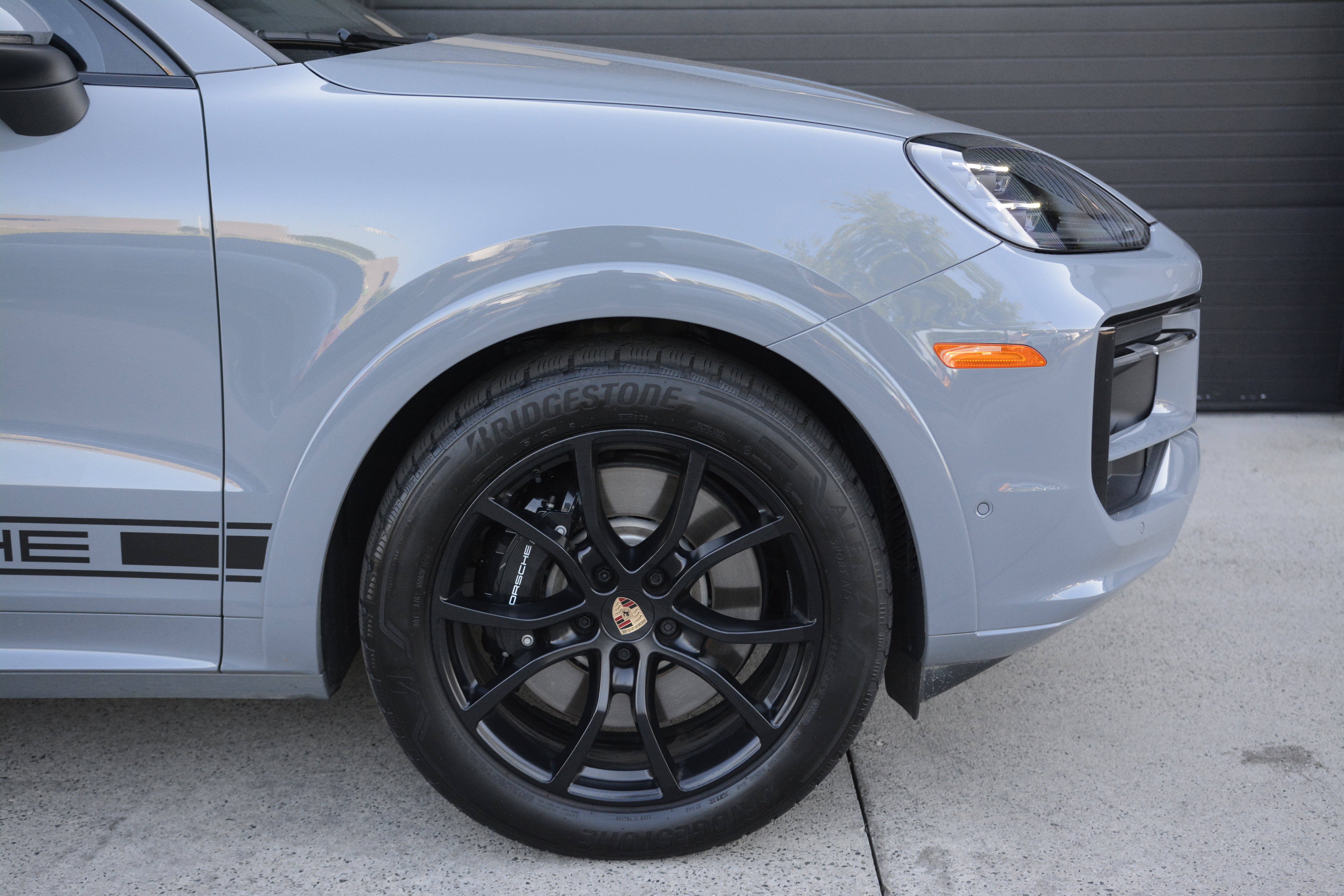 Certified 2025 Porsche Cayenne S AWD/4WD image 42