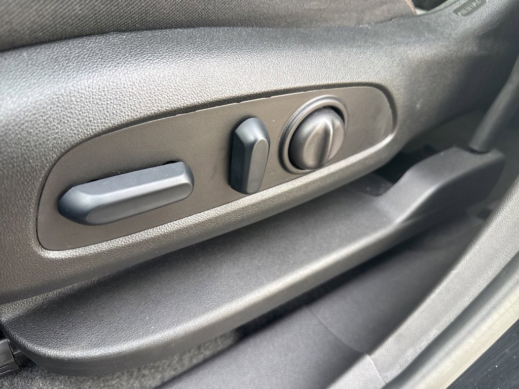 Used 2024 Chevrolet Equinox LT image 11