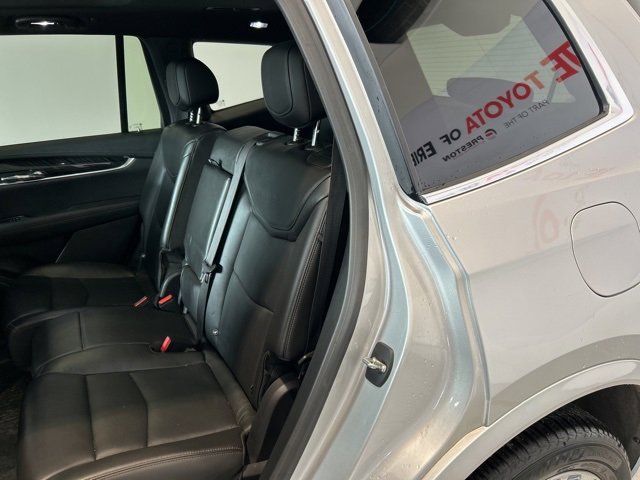 Used 2020 Cadillac XT6 Premium Luxury image 16