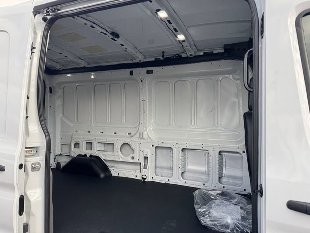 New 2026 Ford Transit 250 148 Medium Roof Extended AWD image 11