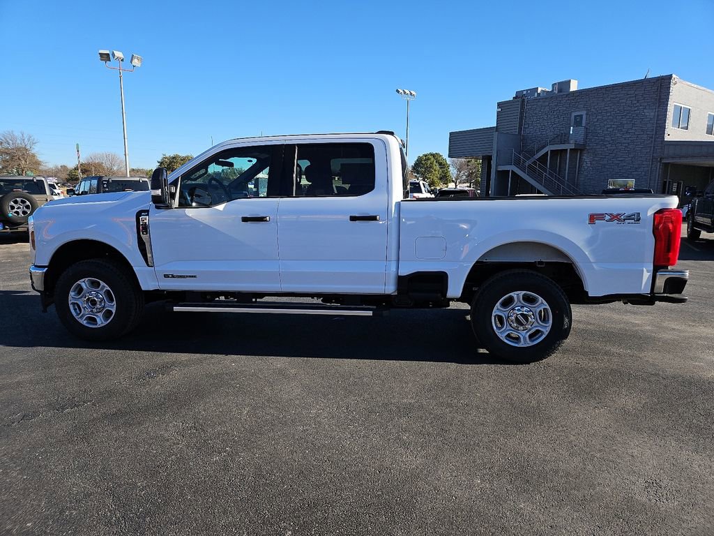 New 2026 Ford F250 XLT w/ FX4 Off-Road Package image 7