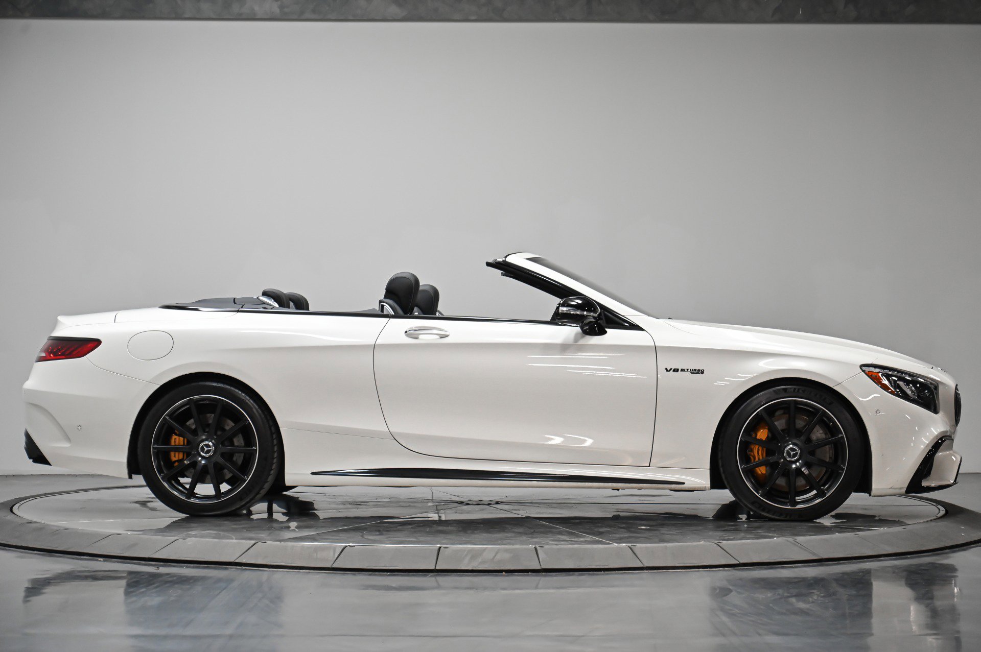 Used 2019 Mercedes-Benz S 63 AMG 4MATIC Cabriolet w/ Driver Assistance Package image 14