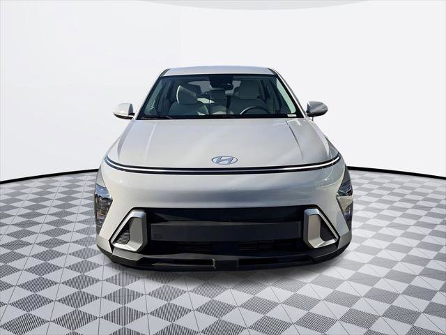 New 2026 Hyundai Kona SE image 3