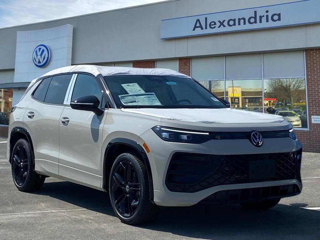 New 2025 Volkswagen Tiguan SE R-Line