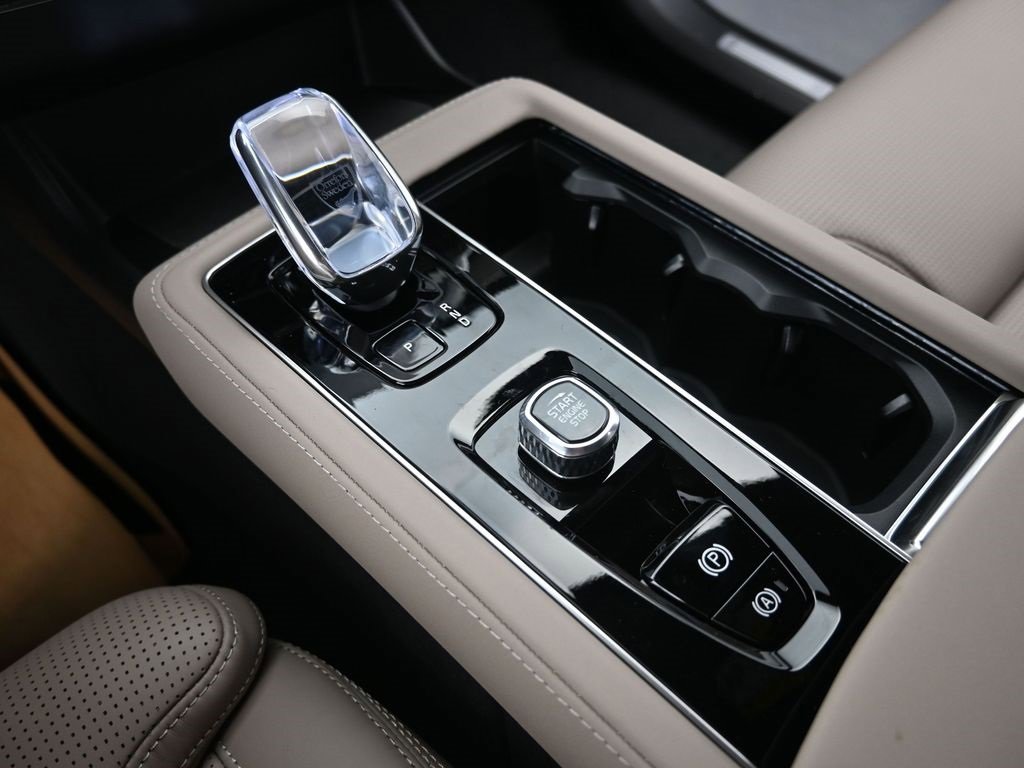 New 2026 Volvo XC90 B6 Ultra image 24