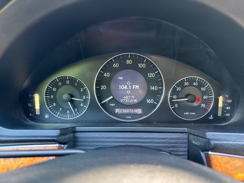Used 2008 Mercedes-Benz E 350 4MATIC Wagon image 18