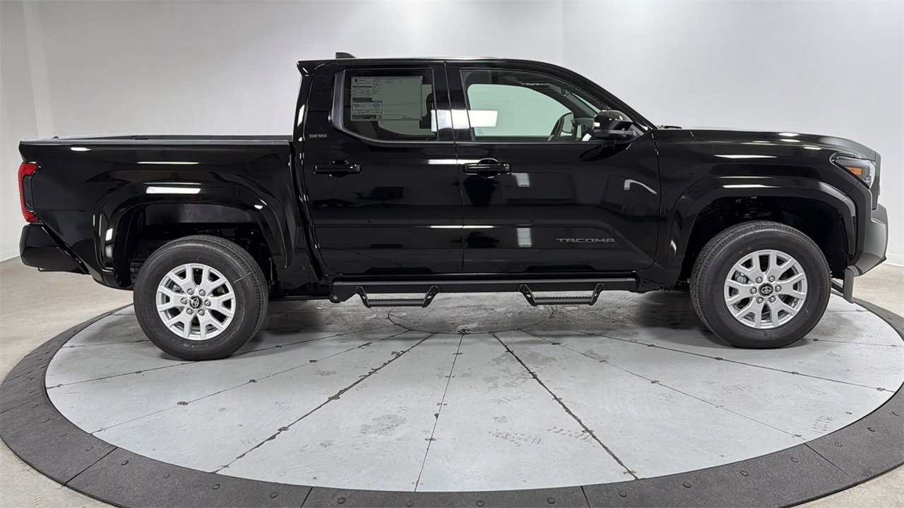 New 2026 Toyota Tacoma SR5 image 6