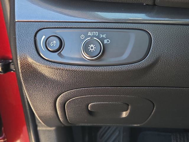 Certified 2022 Buick Encore Preferred w/ Safety Package image 20