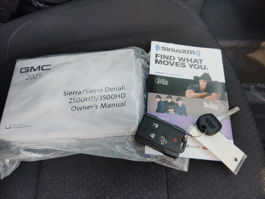 Used 2021 GMC Sierra 3500 4x4 Regular Cab w/ Convenience Package image 27