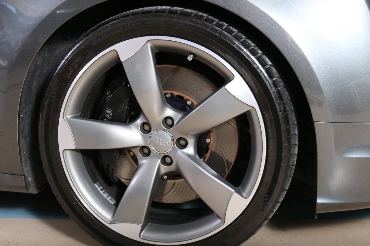 Used 2014 Audi S8 AWD/4WD image 24