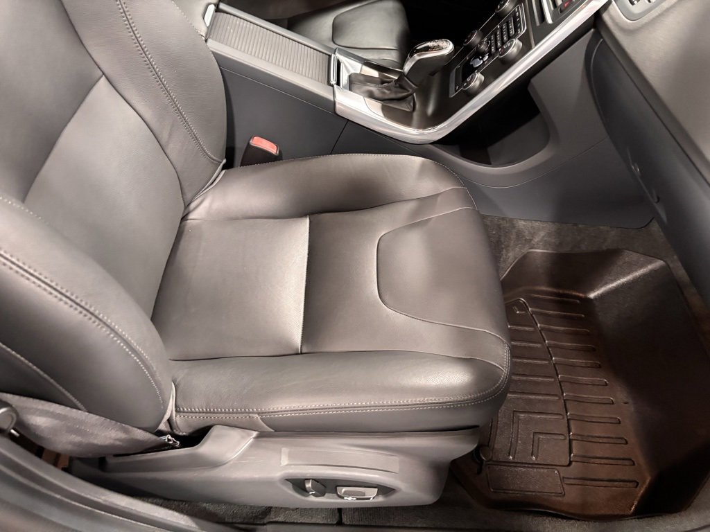 Used 2015 Volvo S60 T5 Premier image 17