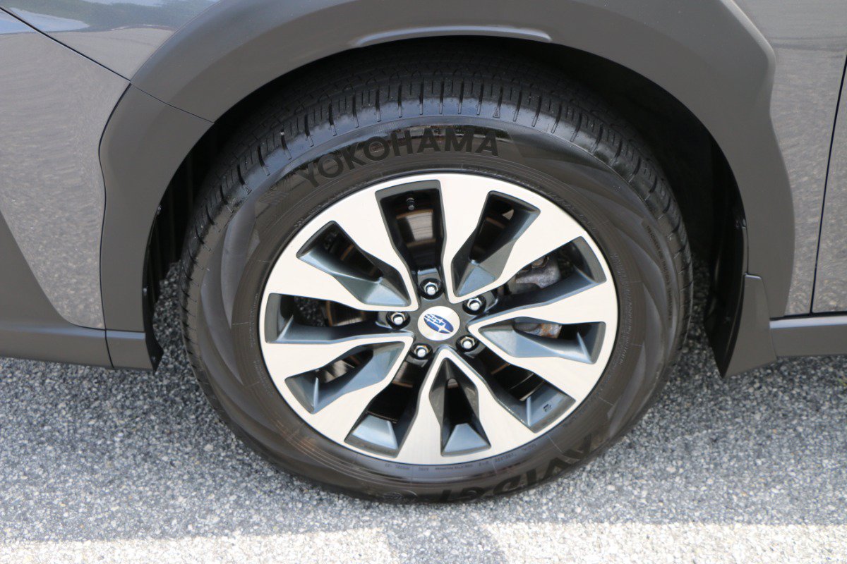 Used 2024 Subaru Outback Limited AWD/4WD image 14