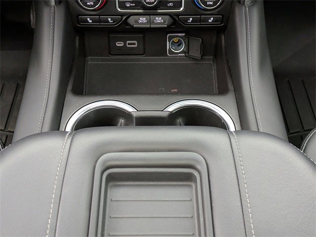 Used 2021 Chevrolet Tahoe Z71 w/ Luxury Package image 20