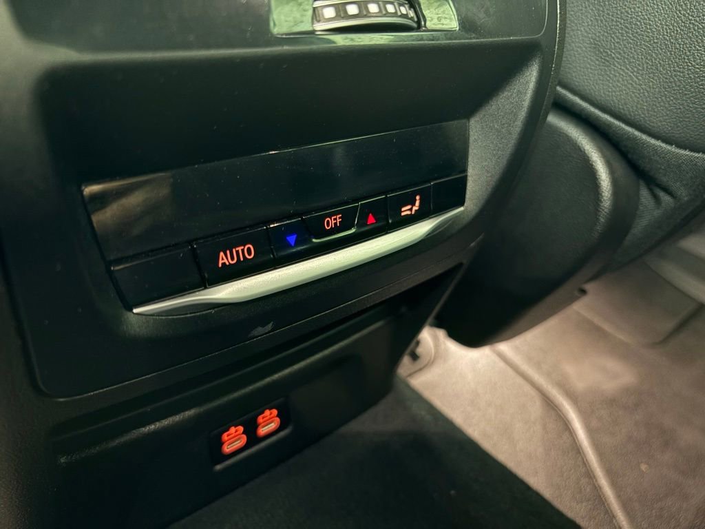 Used 2023 BMW X4 M40i w/ Premium Package image 32