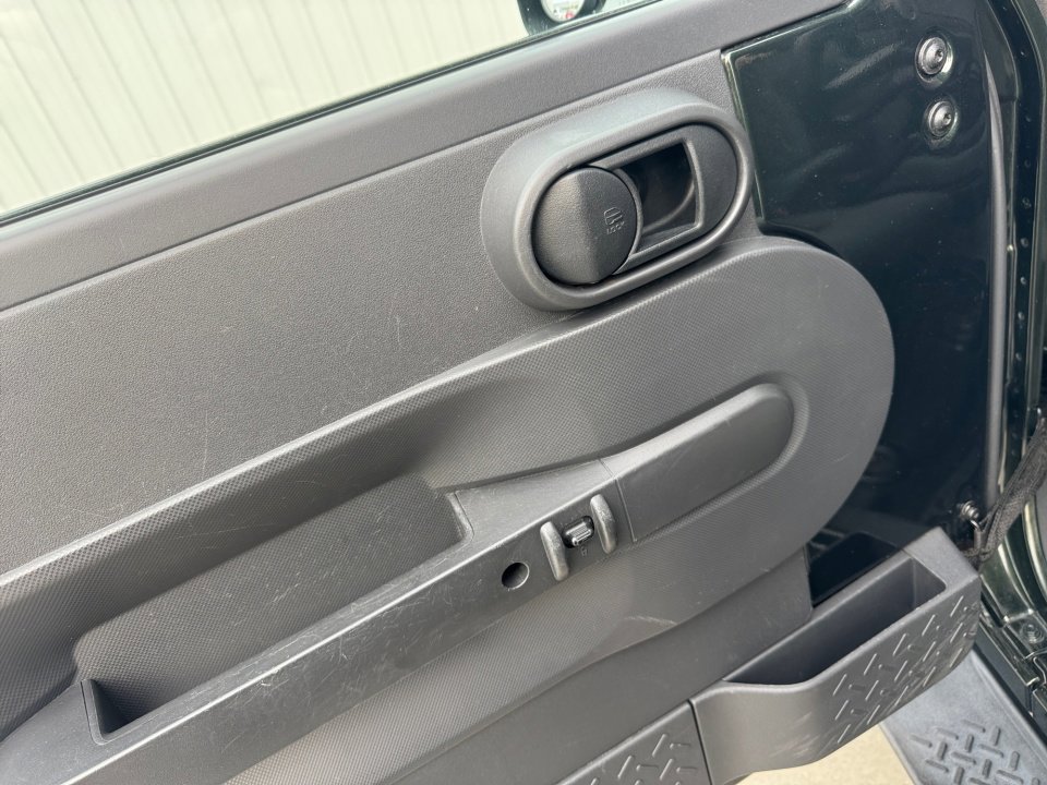 Used 2010 Jeep Wrangler Sahara w/ Trailer Tow Group image 35