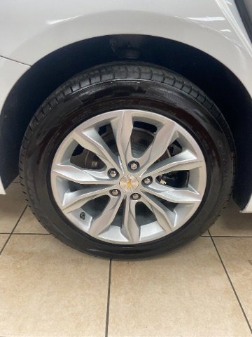 Used 2022 Chevrolet Malibu LT FWD image 33